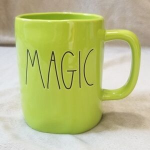Rae Dunn Magic Seasonal Halloween Holiday Coffee Mug. Solid Green. NWT.